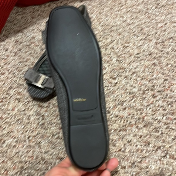 Like New womens flats size 8 - Picture 3 of 10